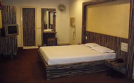 Embassy Hotel Surat Exterior photo